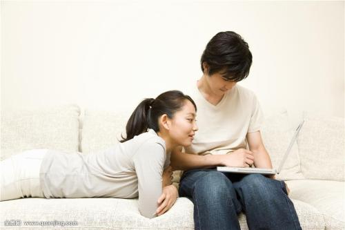 ܹģ2000ԪйҵĻ仧Ϻ